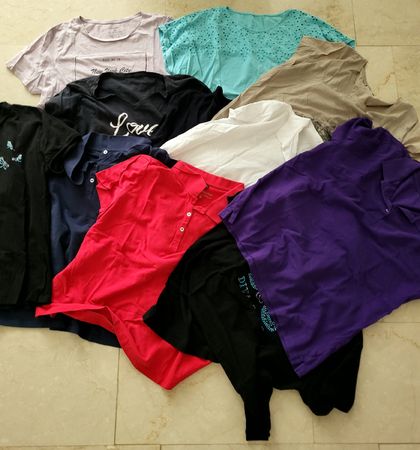 Damen T-Shirts Polo Shirts  Mischung grösse XL (Art-Nr.82)