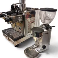 La Cimbali M21 Junior Espressomaschine und Mühle gebraucht