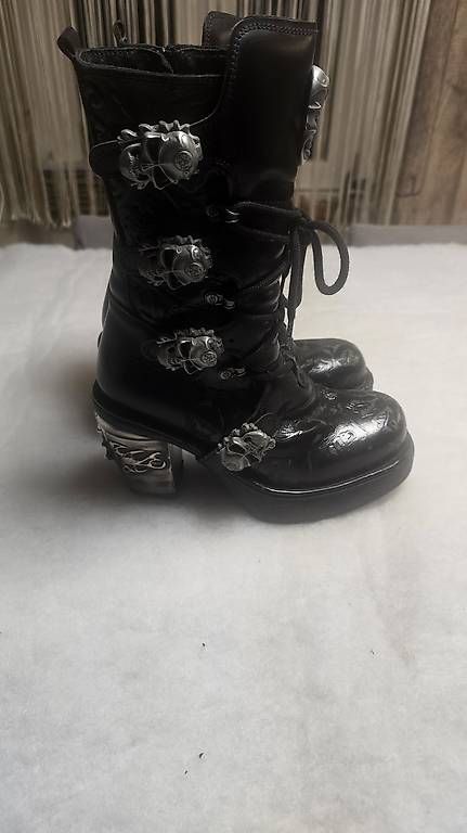 Scarpe da donna: New Rock Größe 39  – Usato da Balsthal venduto da Ruc_g5nx 1
