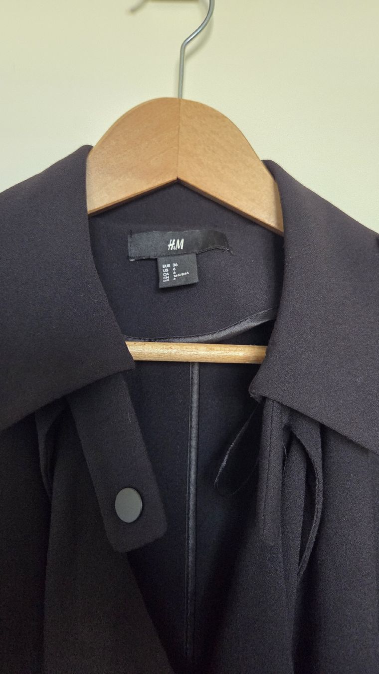H&M Manteaux: Schwarzer Trenchcoat - H&M – D'occasion à Zürich par jul_l28v 3