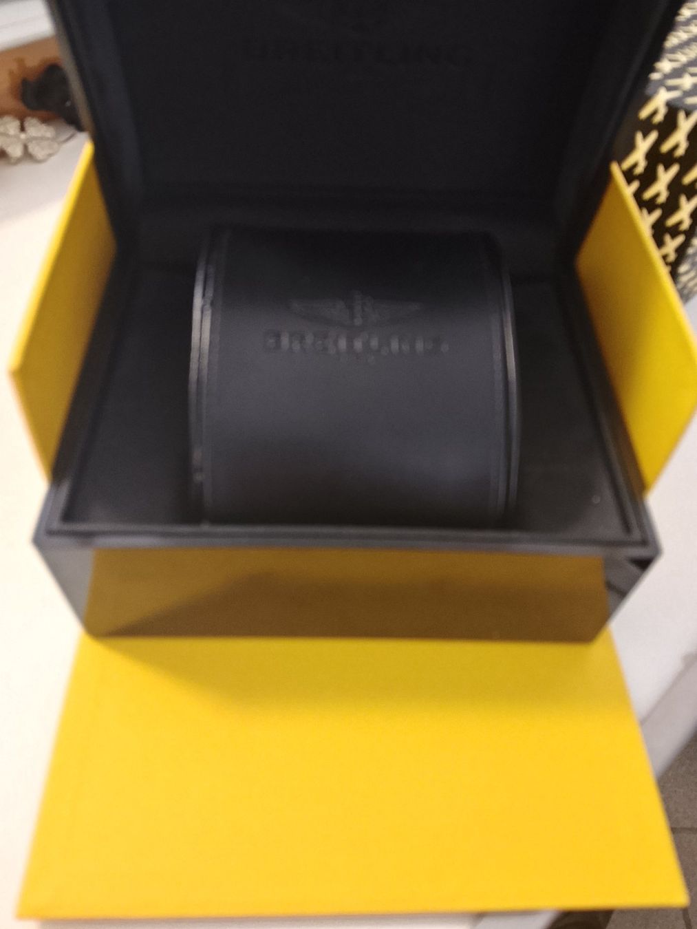 Uhrenboxen: Grosse Breitling uhrenbox – Gebraucht aus Biel/Bienne von Vintage-timearts 2