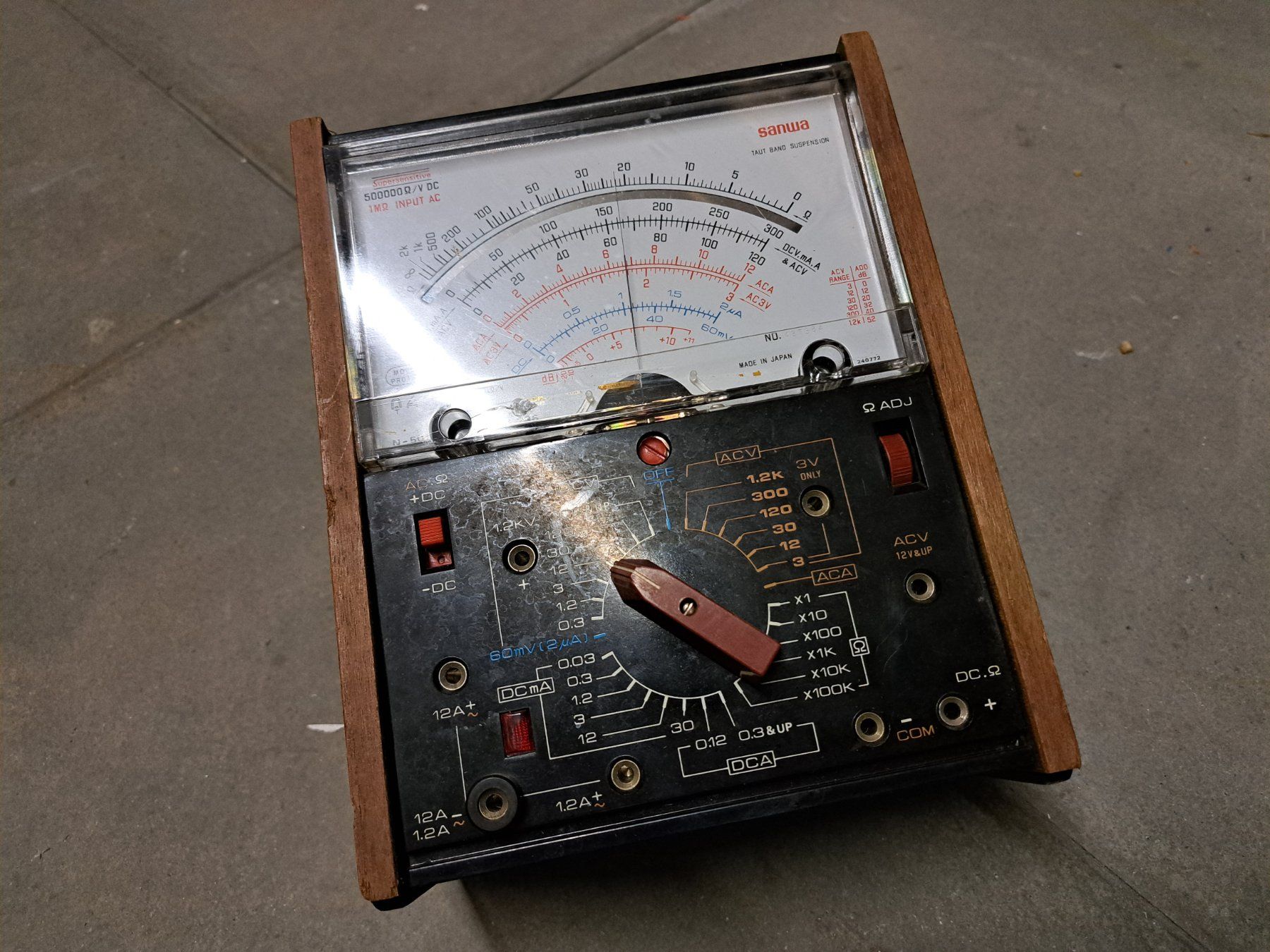Misurare: Sanwa Analog Multimeter N-501 – Usato da Basel venduto da Selaseth