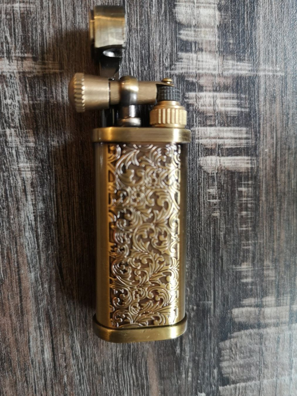 Accendini: Retro Feuerzeug – Nuovo e nell'imballaggio originale da Herzogenbuchsee venduto da Melissa110 1