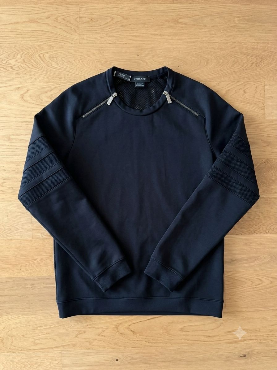 Versace Pullover & Sweatshirts: Versace Collection Pullover Größe L – Gebraucht aus Oberdorf BL von yue_7crb