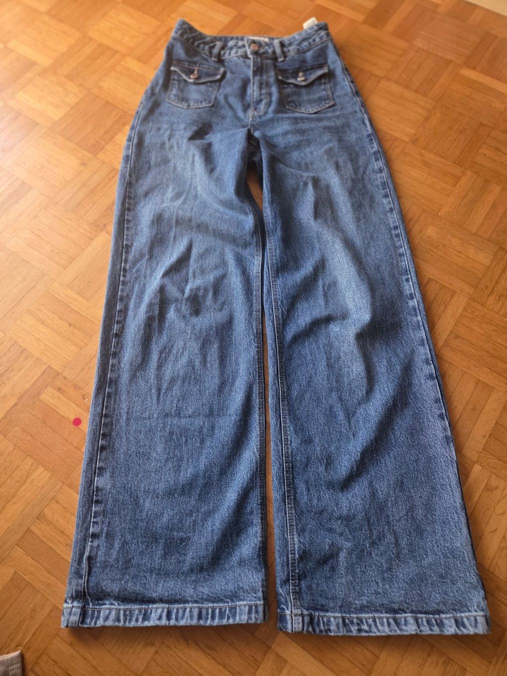 Pantaloni: 4 paar Hosen Gr. 36 – Usato da Basel venduto da grandfamily 4