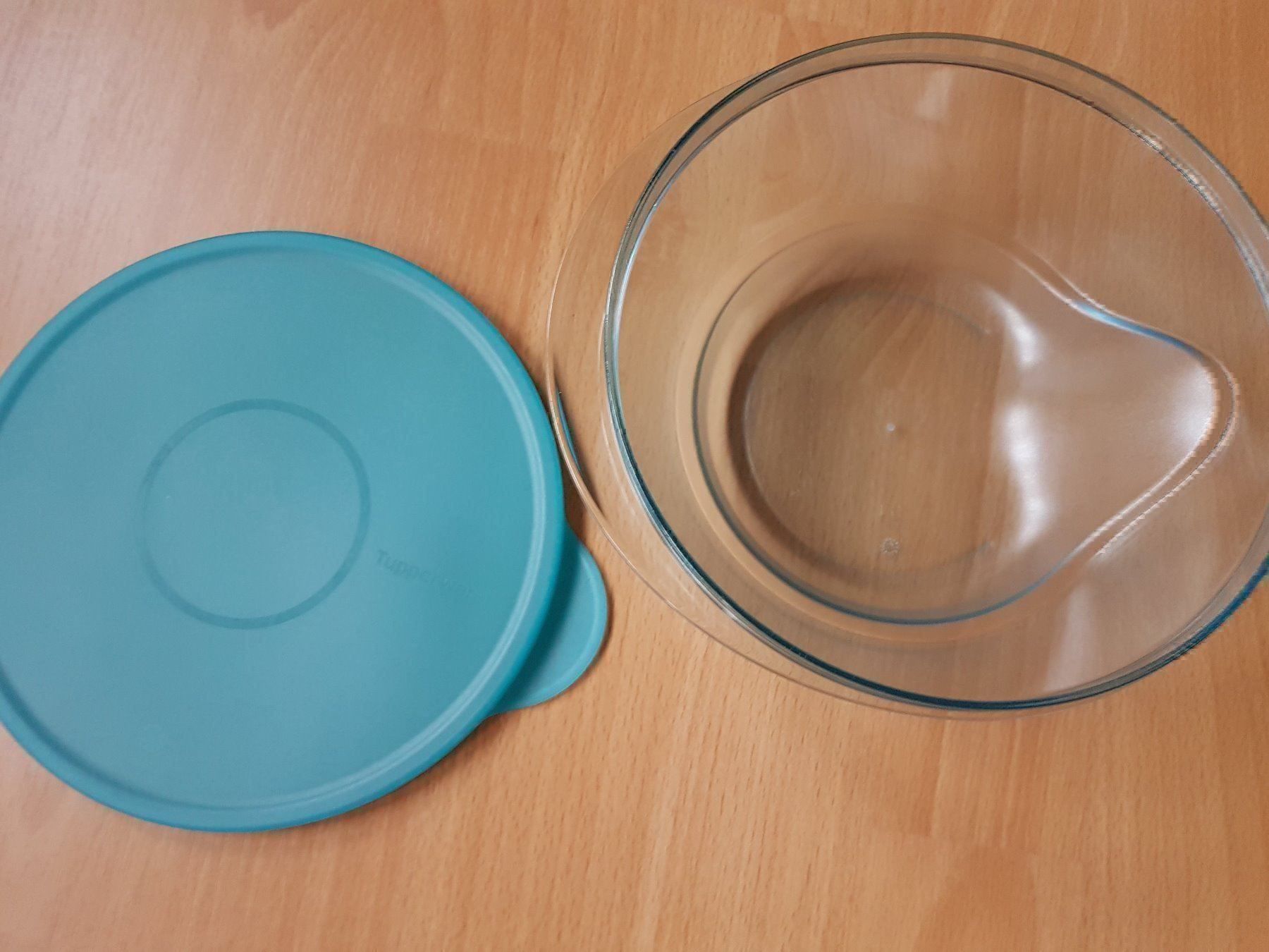 Tupperware Recipients et similaires: SCHÜSSEL TUPPERWARE 1 LITER – D'occasion à Sax par spazieren