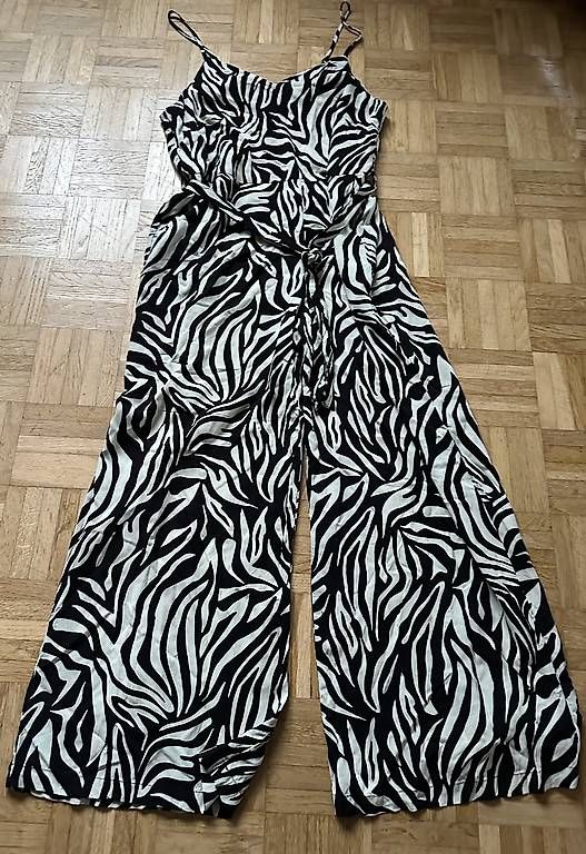 Tute: Zebra Overall Culotte Gr.M – Usato da Stäfa venduto da DearDarling 1