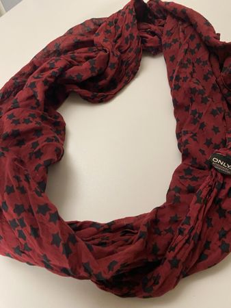 ONLY Schlauchschal Loop Sterne rot schwarz Herbst Winter