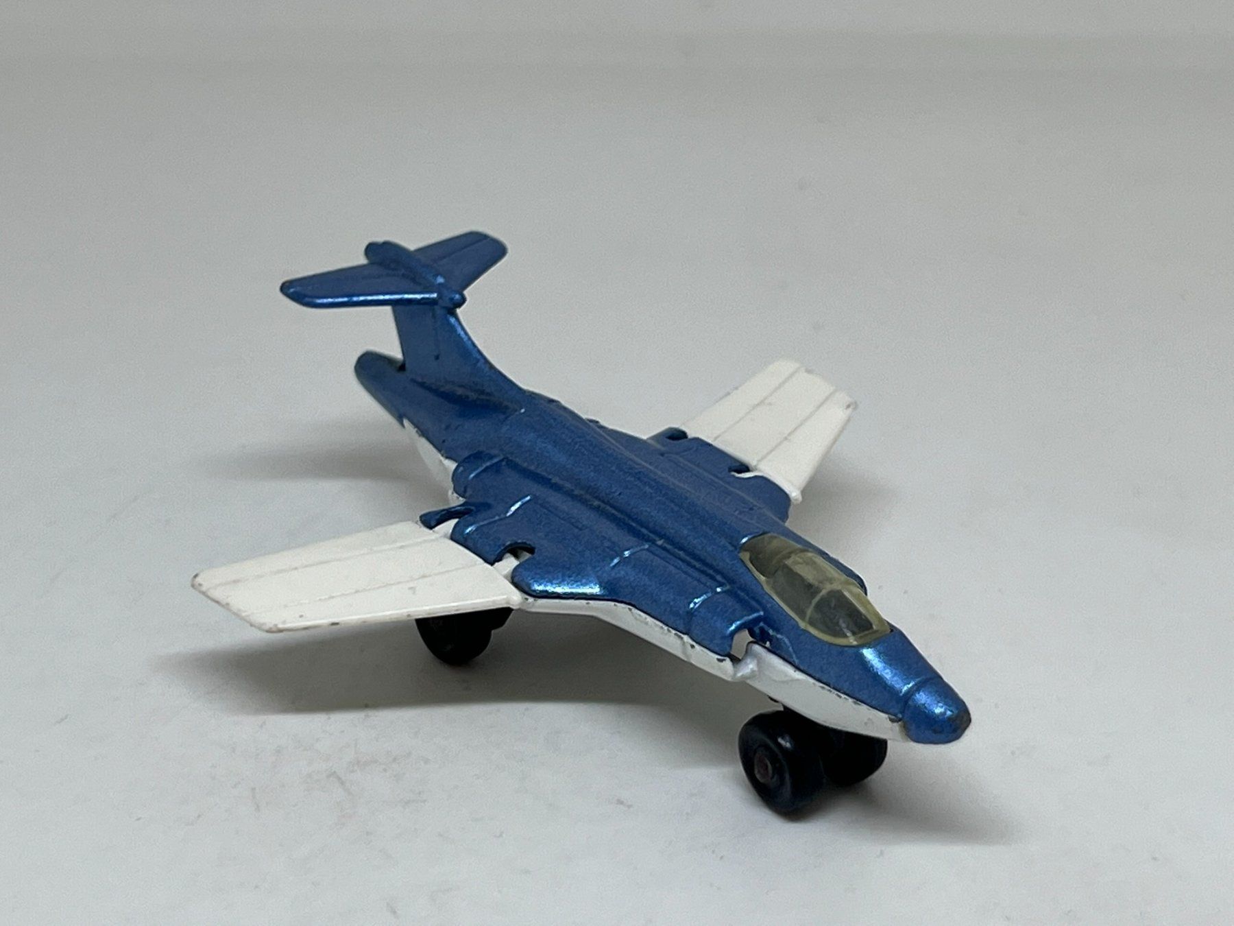 Matchbox Modellini d'auto: Matchbox S2 Jet – Usato da Wildegg venduto da LaaBoutique