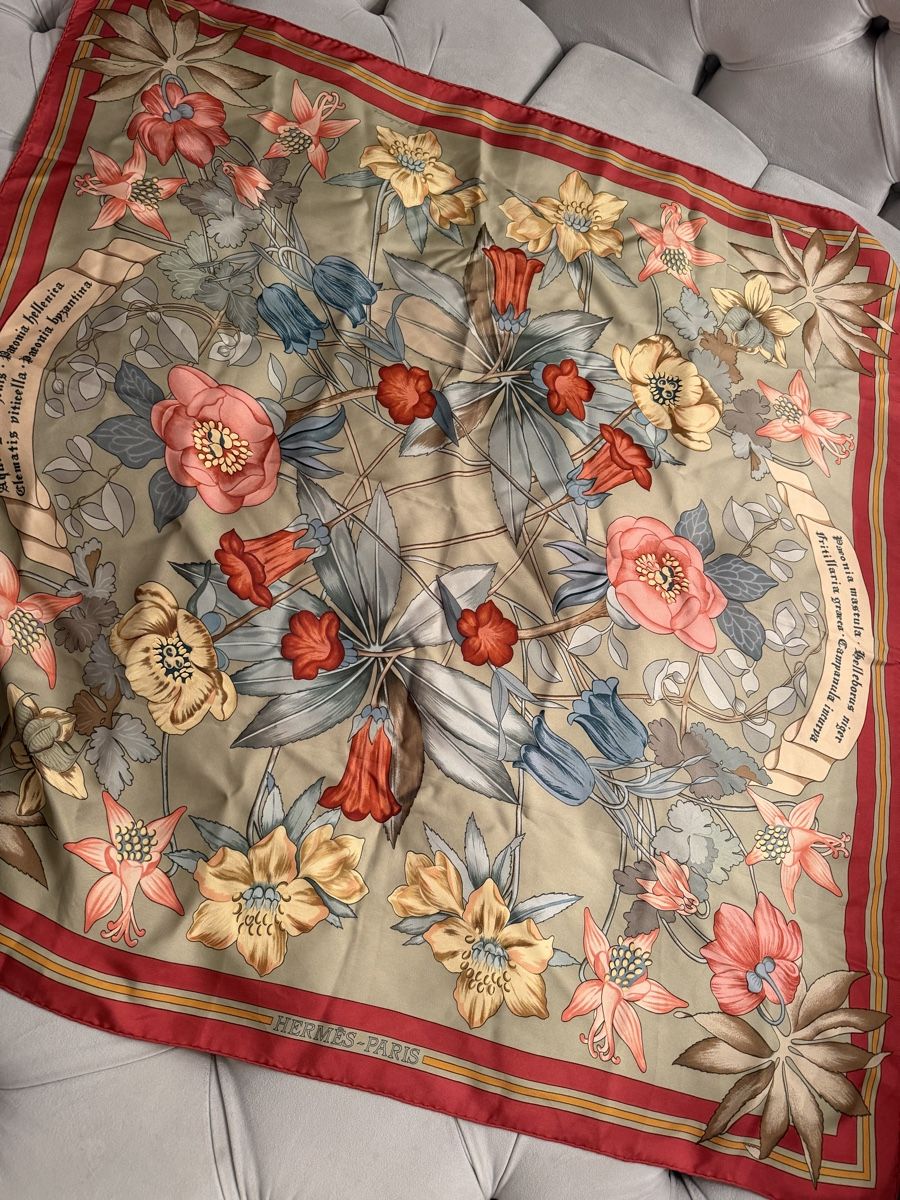 Hermès Foulard & Sciarpe: Hermes Foulard – Usato da Zürich venduto da bentley_