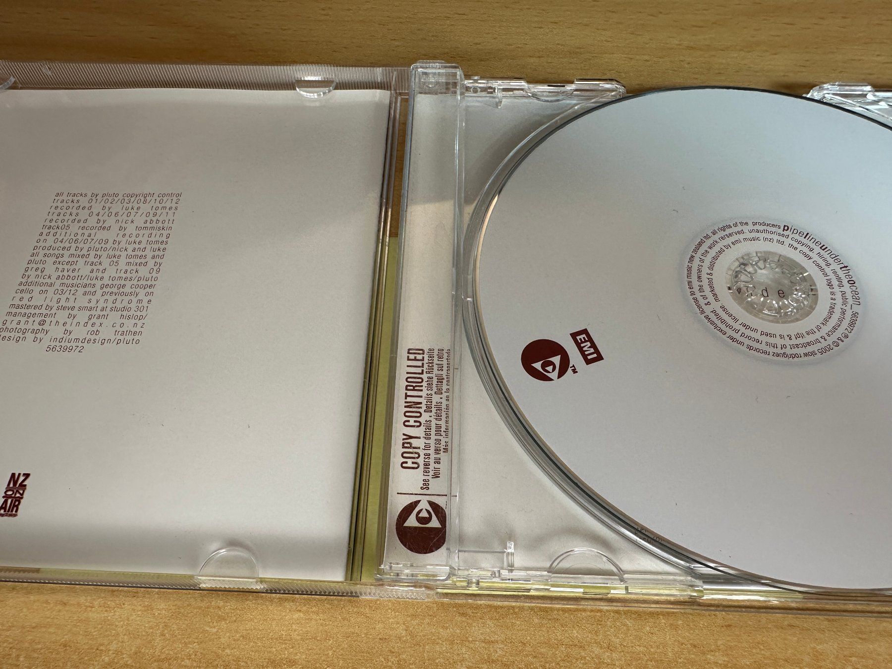 CD: P4 Pluto – Pipeline Under The Ocean – Usato da Rikon im Tösstal venduto da Alpenmutz 2