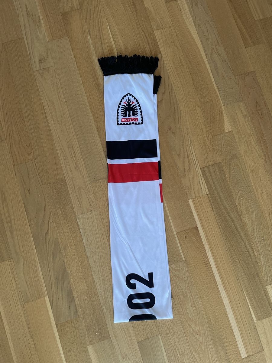 Foulard & Sciarpe: Fanschal FC Aarau – Usato da Lenzburg venduto da srunoraa_97 1