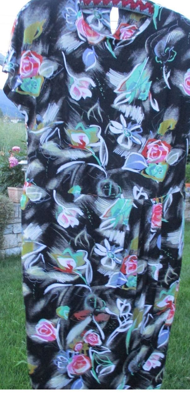 Kleider: Kleid – Neu (gemäss Beschreibung) aus Flumenthal von novbra