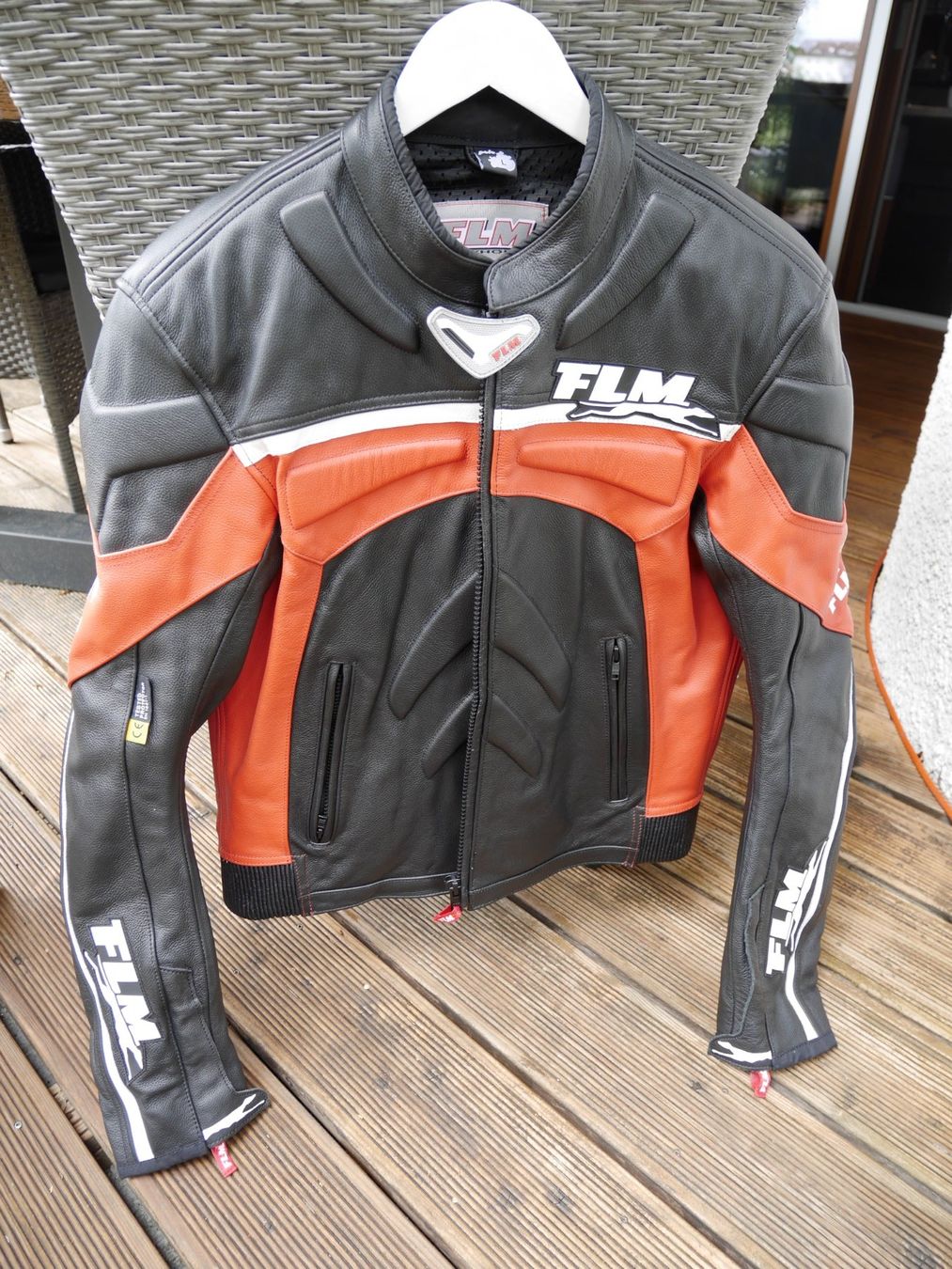 FLM Giacche: Motorrad Lederjacke FLM neuwertig – Usato da Trasadingen venduto da Upl