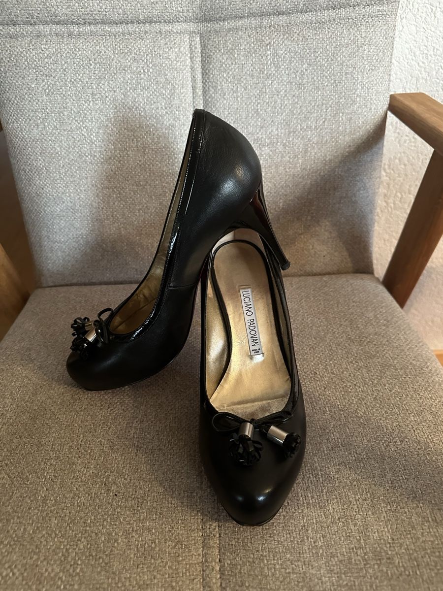 Scarpe da donna: Pümps Padovan Gr.40 schwarz – Usato da Dorf venduto da marfikgnidka
