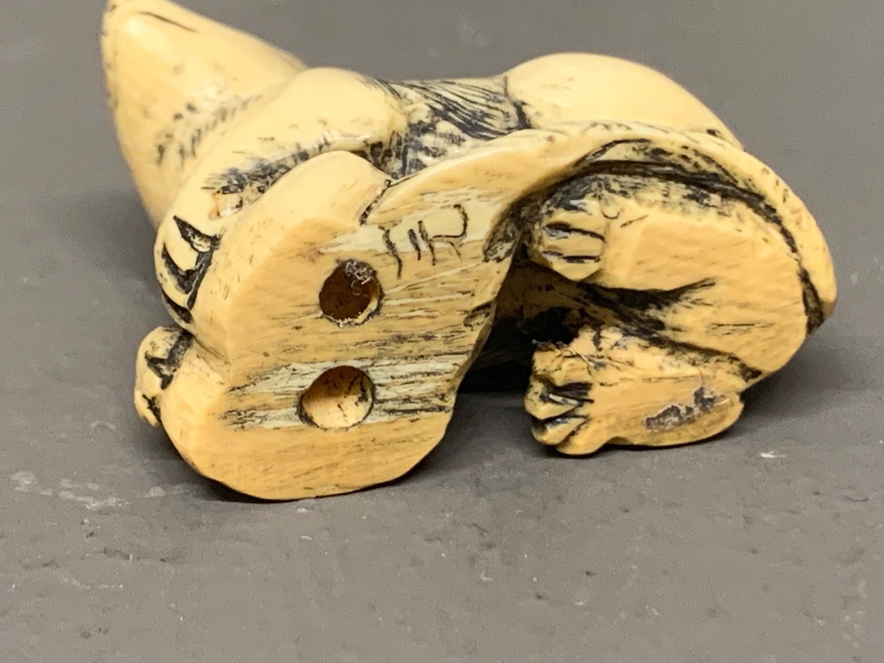 Figuren: Netsuke einer Katze 1. Hälfte 20. – Gebraucht aus Zürich von boa_5yps 3