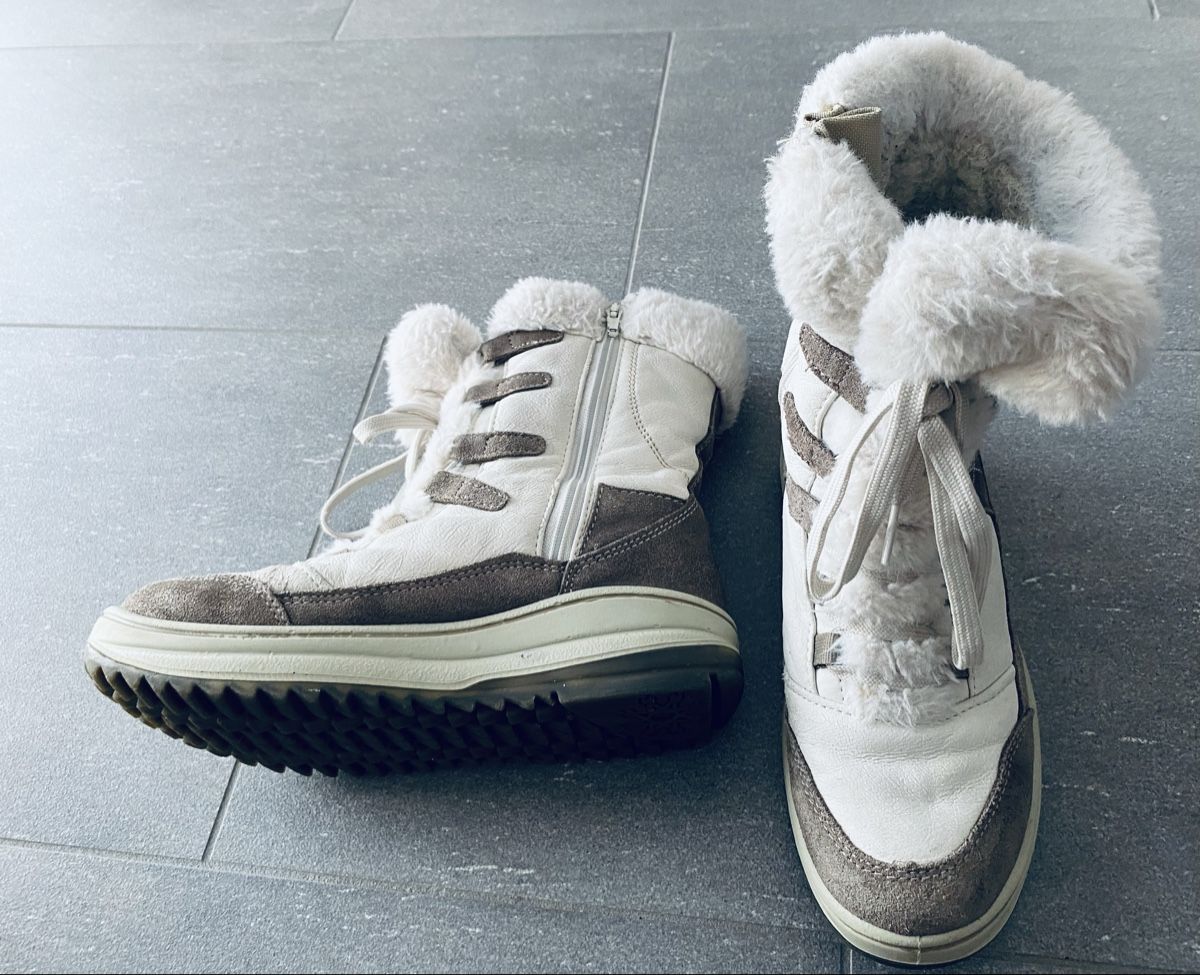 Damenschuhe: SCHNEESCHUHE GRÖSSE 37 – Gebraucht aus Malters von Kuettel1 1