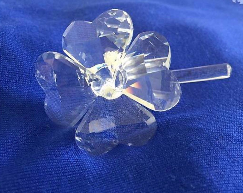 Swarovski Statuette: Vierblättriges Kleeblatt / Swarovski – Nuovo (secondo la descrizione) da Lufingen venduto da pistacchioandmore