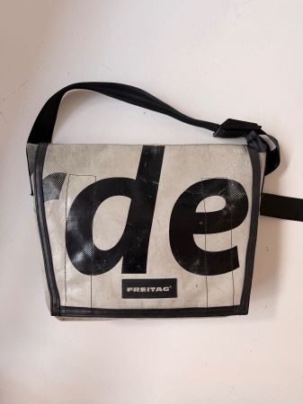 Freitag Tasche Weiss Schwarz Freizeittasche Schultasche