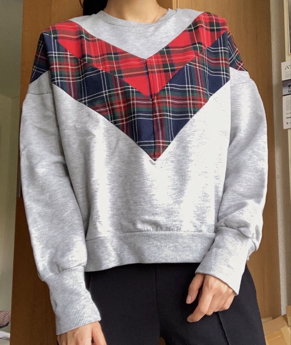 Bershka Pulls & Sweat-shirts: Pullover grau mit Karomuster – D'occasion à Luzern par hydropi