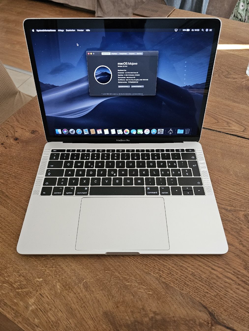 Apple Notebooks: Apple MacBook Pro i5 8GB Ram 256GB A1708 – Gebraucht aus Rikon im Tösstal von Dr.Nobody