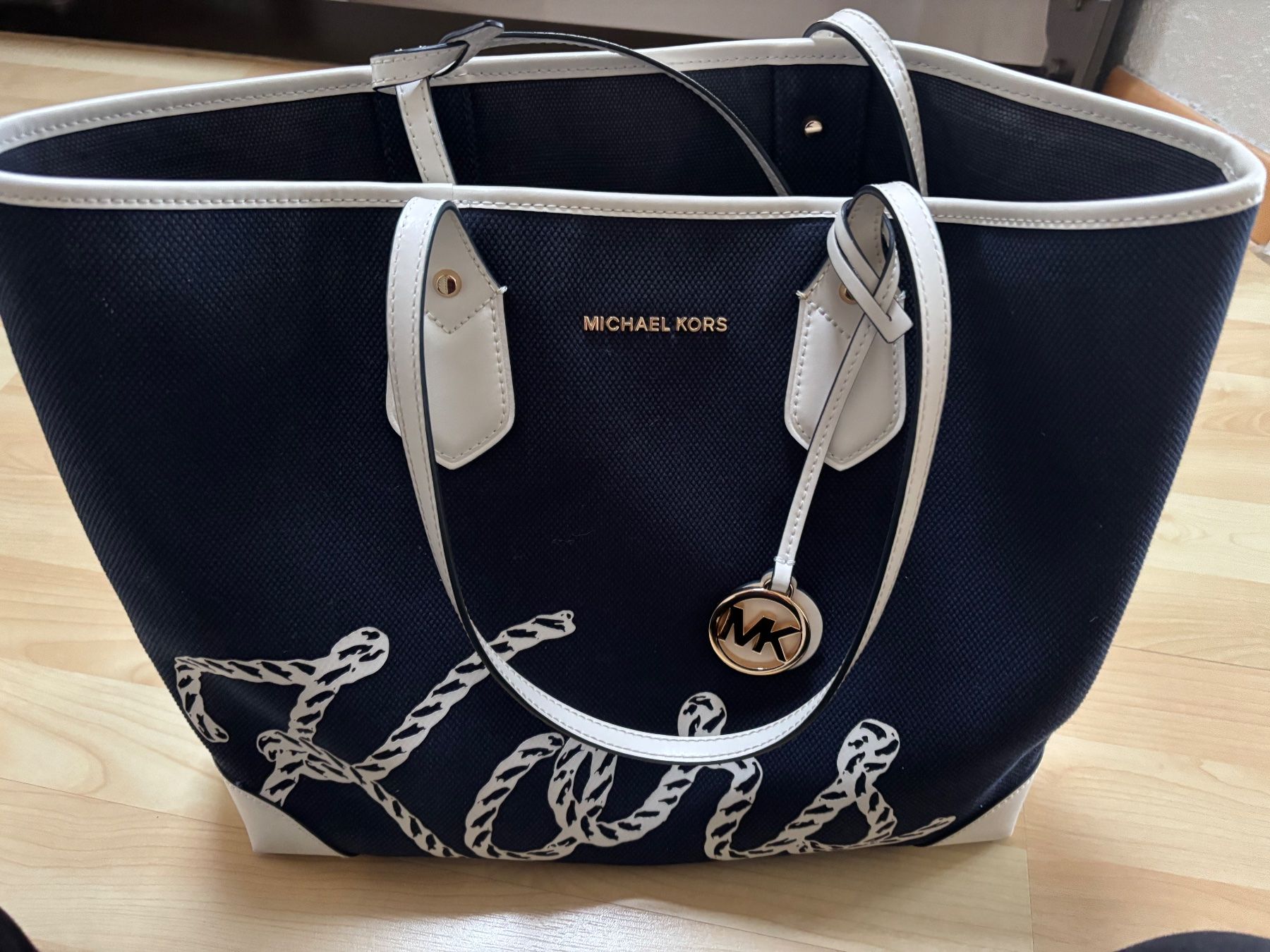 Michael Kors Taschen für Damen: Michael Kors Shopper – Gebraucht aus Büren an der Aare von schlenker66 1