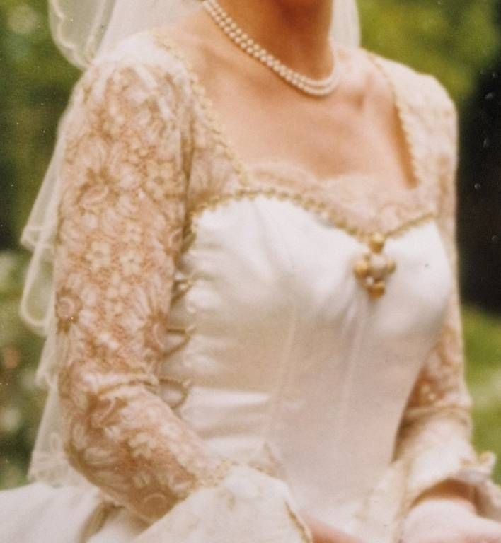 Vestiti: Robe de mariée – Usato da Remaufens venduto da Misy 1