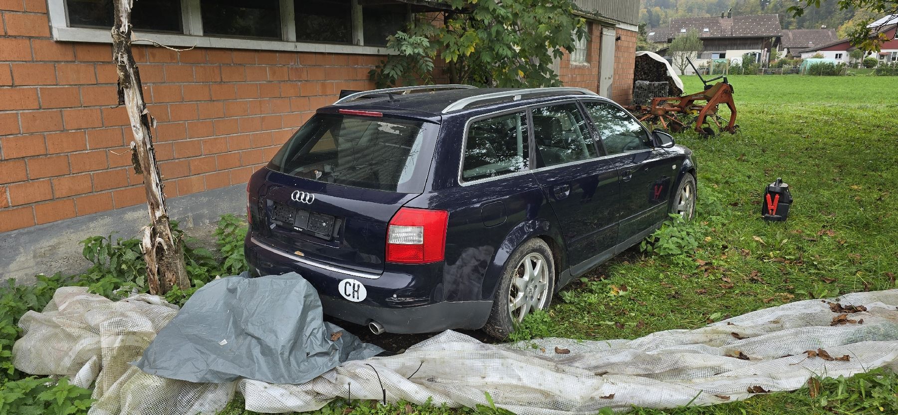 Audi Autos: Audi  a4 b6 3.0 – Defekt aus Steg im Tösstal von 12case55 1