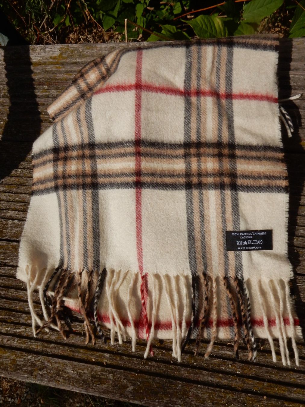 Foulards & écharpes: Schal         100 %  KASCHMIR             NEU – Neuf avec emballage d'origine à Mötschwil par goldsand
