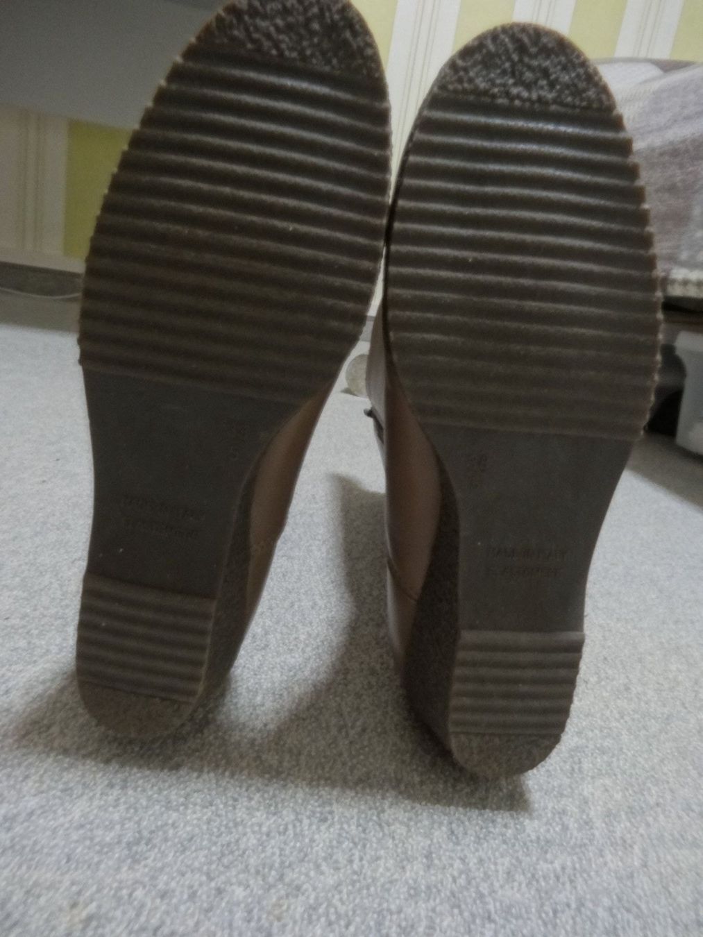 Scarpe da donna: Leder Stiefel Gr 38 – Nuovo (secondo la descrizione) da Rekingen AG venduto da Barmaleus 8