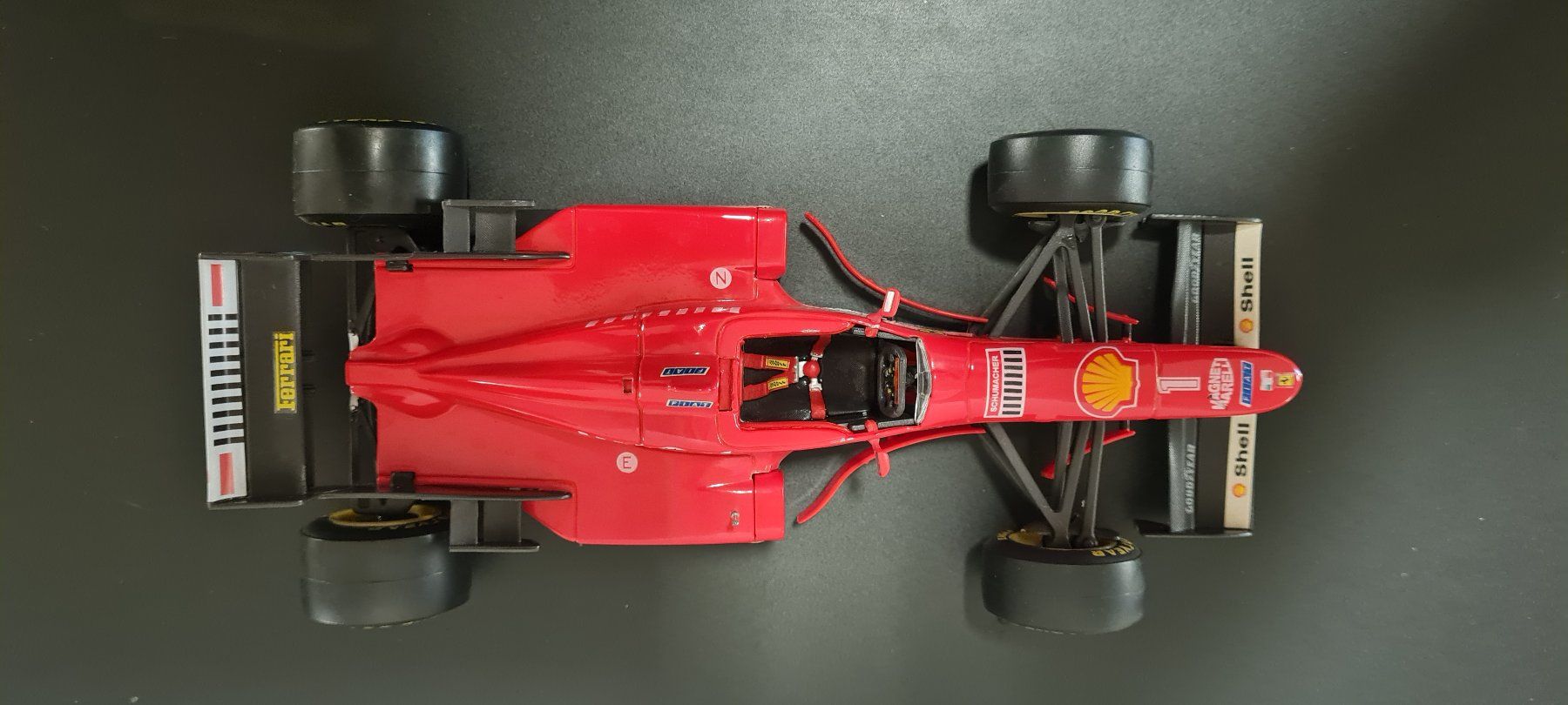 Ferrari Modellini d'auto: F1 Ferrari F310 mit der Nr. 1 – Usato da Bischofszell venduto da Bischou 5