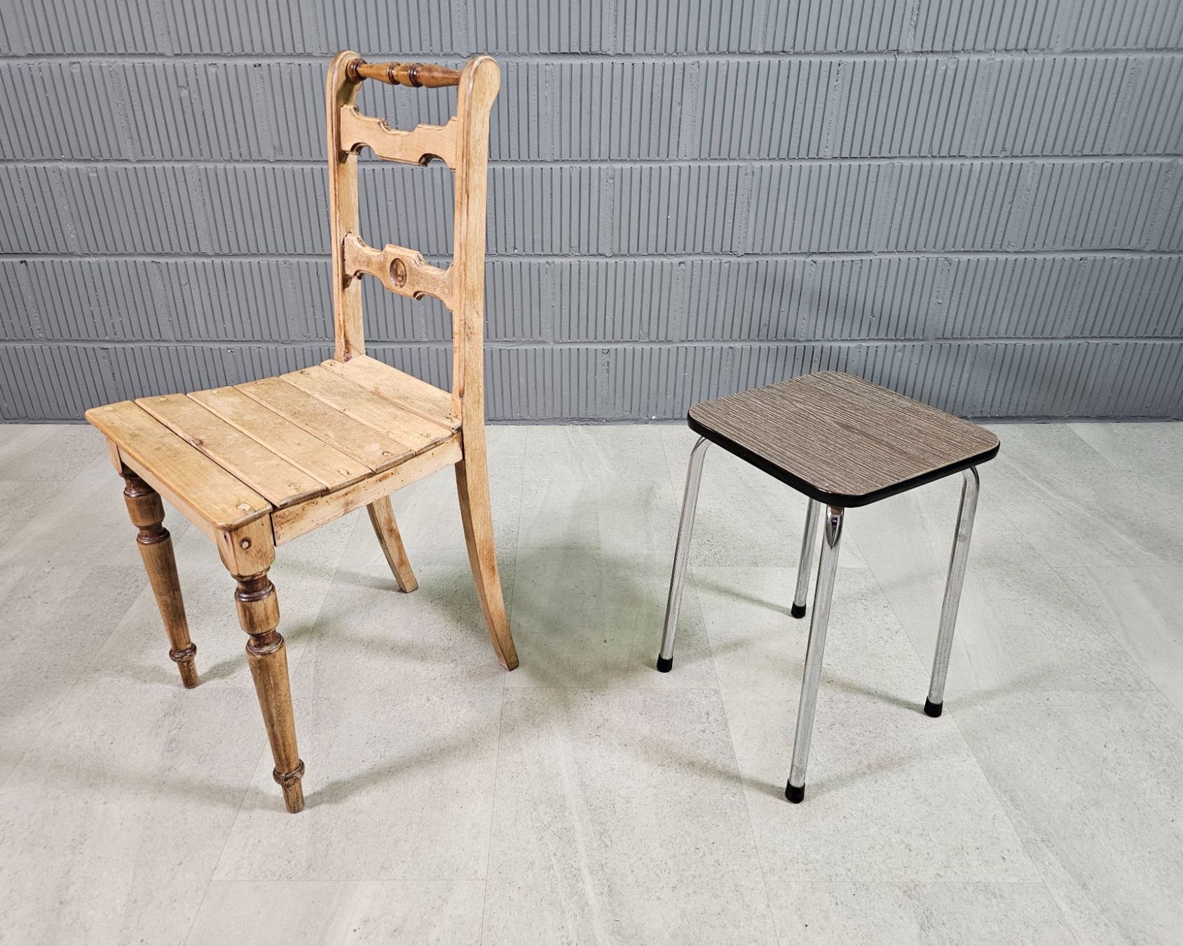 Hocker: Kelco braun Küchenhocker, 1970 Tabouret, Schemel, Hocker – Gebraucht aus Nottwil von Wondewa-Shop 3