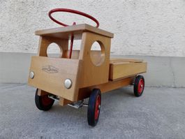 Lastwagen von Wisa Gloria Klassiker