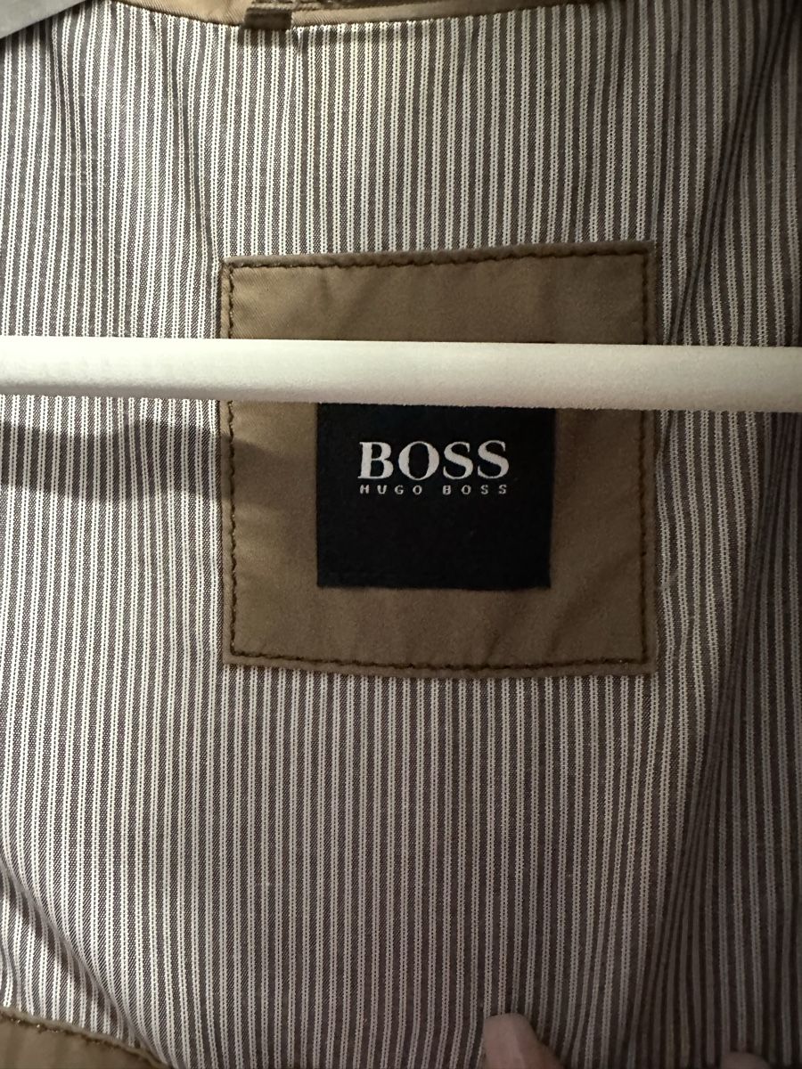Hugo Boss Giacche: Hugo Boss Herren Jacke Grösse 50 – Nuovo (secondo la descrizione) da Bülach venduto da leide_29 4