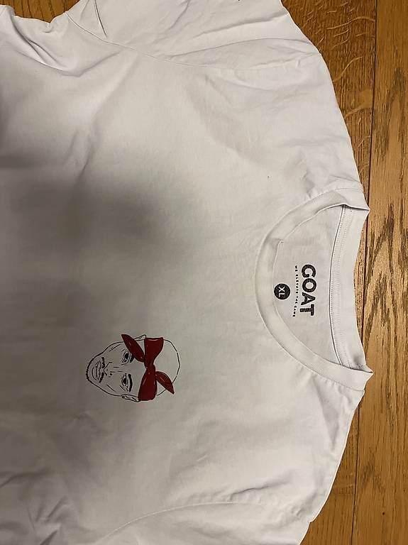 T-Shirts: GOAT 2PAC Shirt – Gebraucht aus Bassersdorf von armon.zueri 1