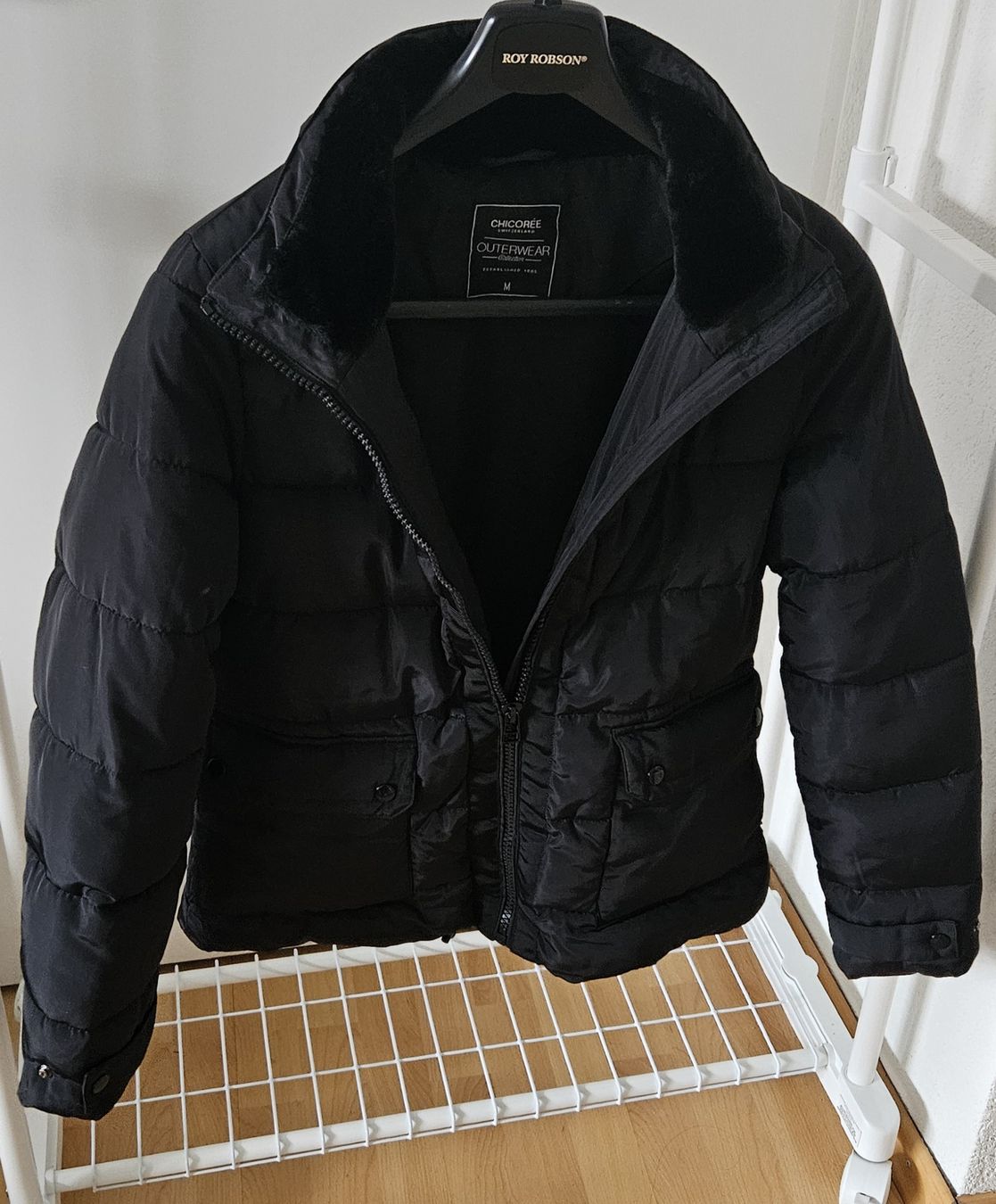Jacken: Jacke schwarz Gr. M - Chicorée - Spendenaktion – Neu (gemäss Beschreibung) aus Unterkulm von Beljasch 6