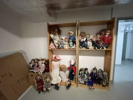 Grosse Sammlung Puppen -  Kontaktaufnahme