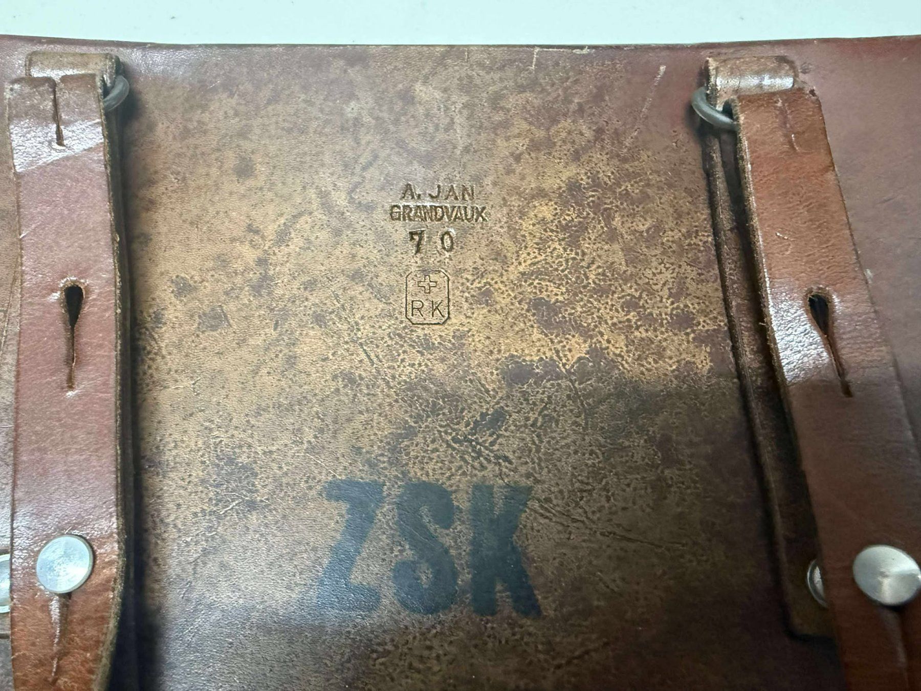 Zaini: Rucksack Ledertasche CH Militär + div. – Usato da Winterthur venduto da Joe1001 5