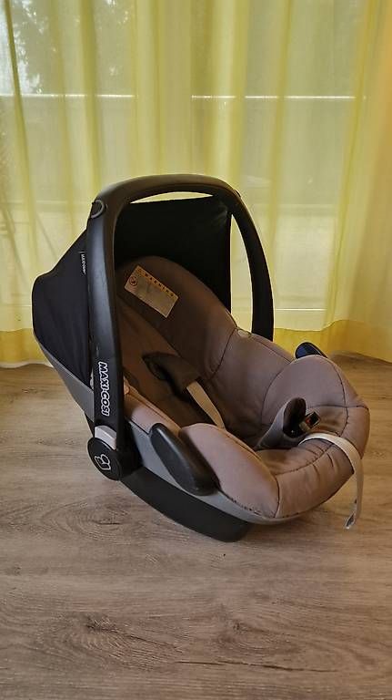Seggiolini per auto: Maxi Cosi Pebble – Usato da Affeltrangen venduto da ahornblattt
