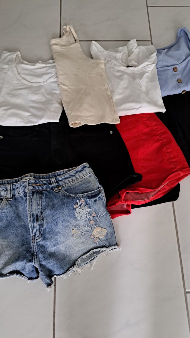 Kleiderpakete: 15 Teile Kleiderpaket Gr. XS/ 34 – Gebraucht aus Baar von amplina