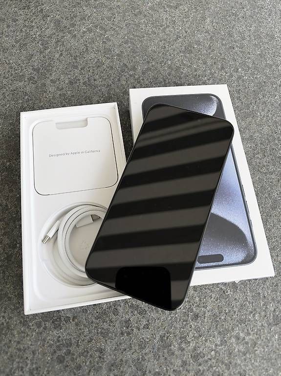 Telefoni cellulari / Smartphones: iPhone 15 Pro Max 256GB Blue – Usato da Roggwil BE venduto da piccu85 1
