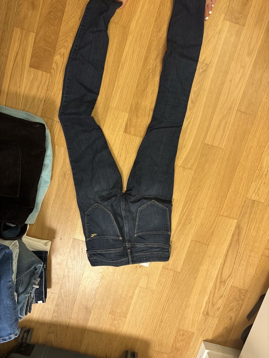 Jeans: hollister jeans – Usato da Glattbrugg venduto da Nixonia 1