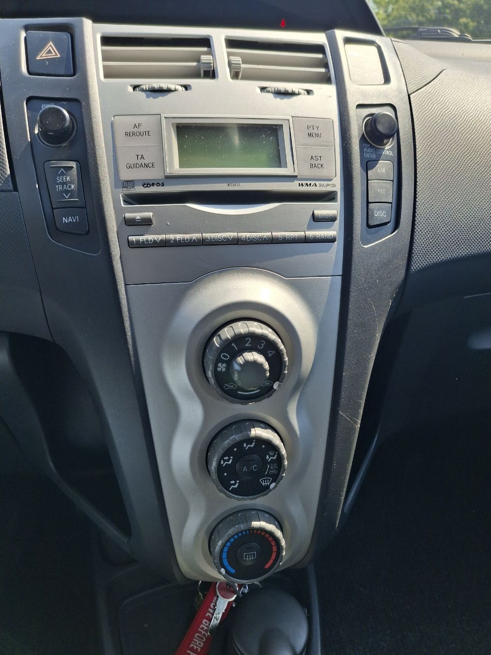 Toyota Automobili: toyota yaris – Usato da Balerna venduto da Jksb 7