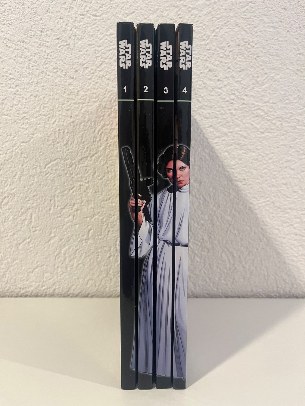 Fumetti: Star Wars Hardcover Comic Band 1-4 – Usato da Ernetschwil venduto da Thies.Ray 1