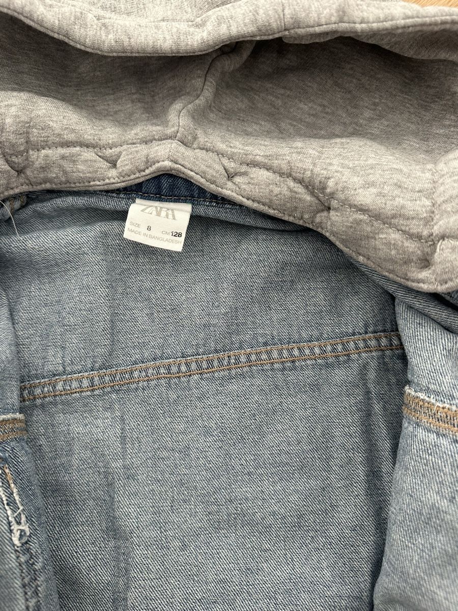 Zara Lotti & Set di vestiti: Denim Jacket with Hood Grey ZARA – Usato da Zürich venduto da hak_5sm5 3