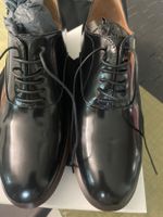 Chaussures BOSS en cuir noir, taille 37 - Neuves!