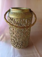 neu; Laterne gold mittelgross