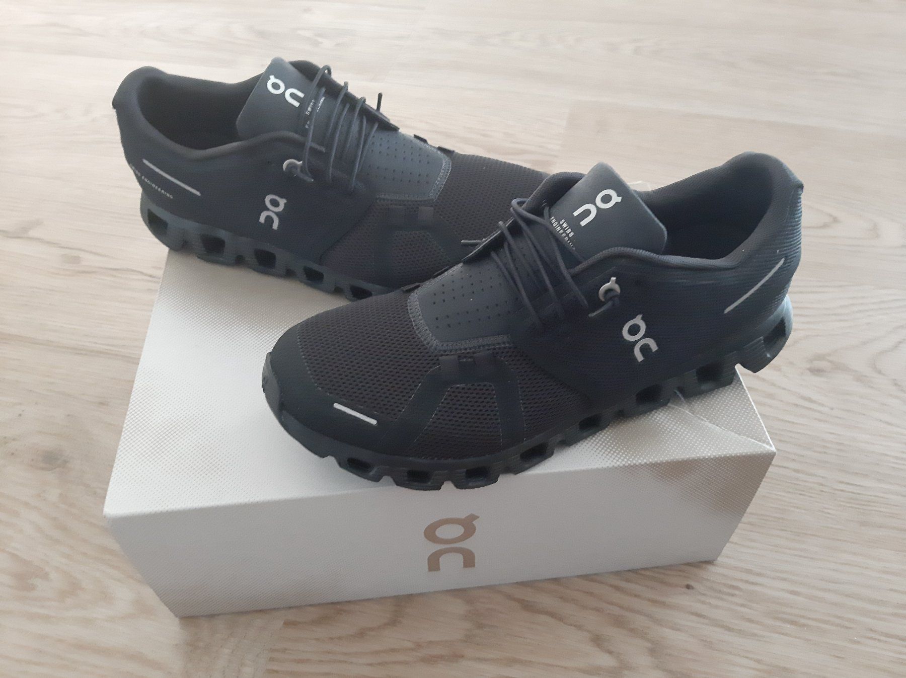 On Scarpe da uomo: On Turnschuh Gr.41 – Nuovo e nell'imballaggio originale da Ostermundigen venduto da prr848