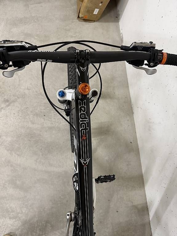 Felt Biciclette: Felt Edict Pro Carbon Fully – Usato da Buchrain venduto da dav_php5 1