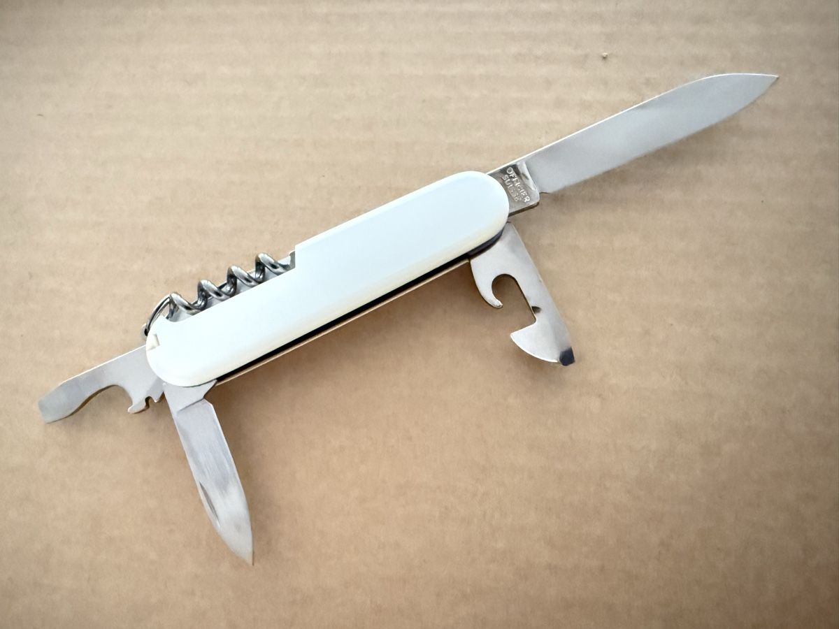 Victorinox Couteaux de poche: Neues Victorinox Taschenmesser  – Neuf (Voir description) à Goldach par Messerguru 3